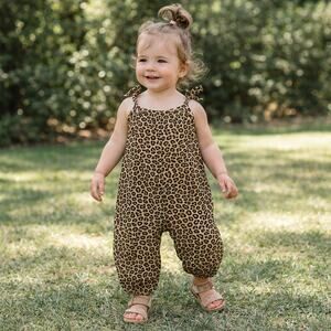 Old Navy Baby 18-24M Leopard Print Romper Snap Leg Jumpsuit